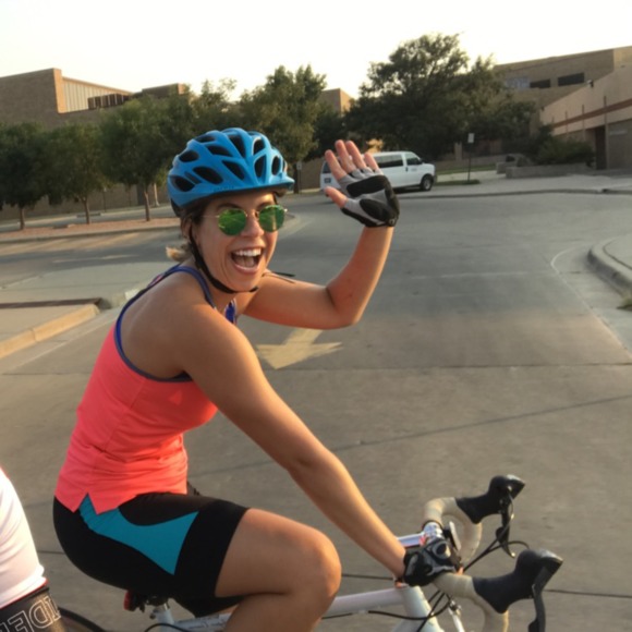 Meet your Posher, Katy - Picture 1 of 1